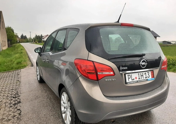 Opel Meriva cena 23400 przebieg: 169000, rok produkcji 2010 z Grójec małe 301